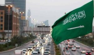 السعودية تجبر الأجانب على زي موحد ومنع لبس الثوب السعودي 