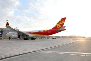 الإمارات والصين توقعان على اتفاقية استراتيجية لتعزيز قطاع الطيران المدني