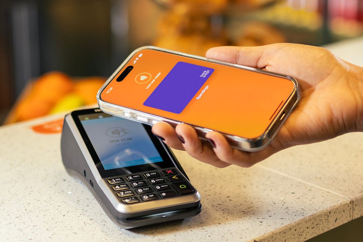 شحن موبايلي باستخدام STC Pay أو Apple Pay