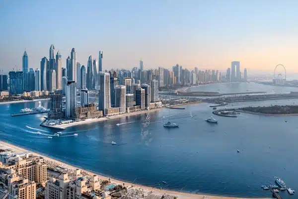 شاطئ القصر الأسود