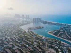 نصائح السفر إلى الساحل الشمالي | كيف تخطط لرحلتك في 2026