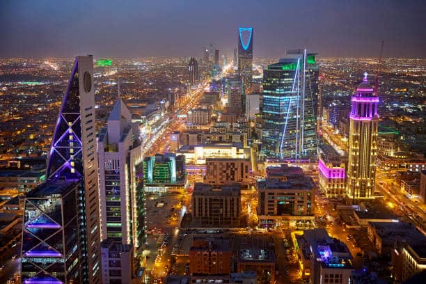 خطة سفر لمدة أسبوع في السعودية